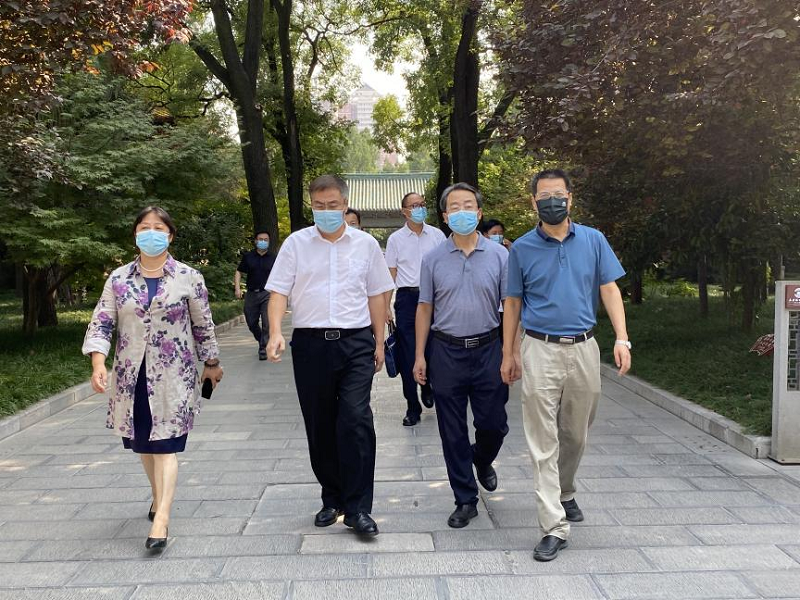 陕西省文物局检查碑林博物馆疫情防控工作(图1)
