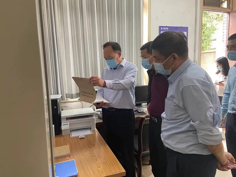 省文物局到西安碑林博物馆进行节前安全检查(图2)