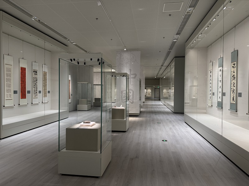 西安碑林博物馆举办“临古开新 共书辉煌——西安碑林海峡两岸临书展(2025—2026)”(图3) 图片3.jpg